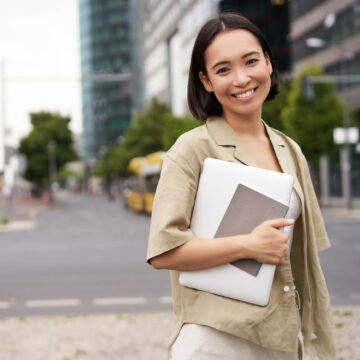 Why Phoenix Students Are Choosing Career Colleges for Faster Employment